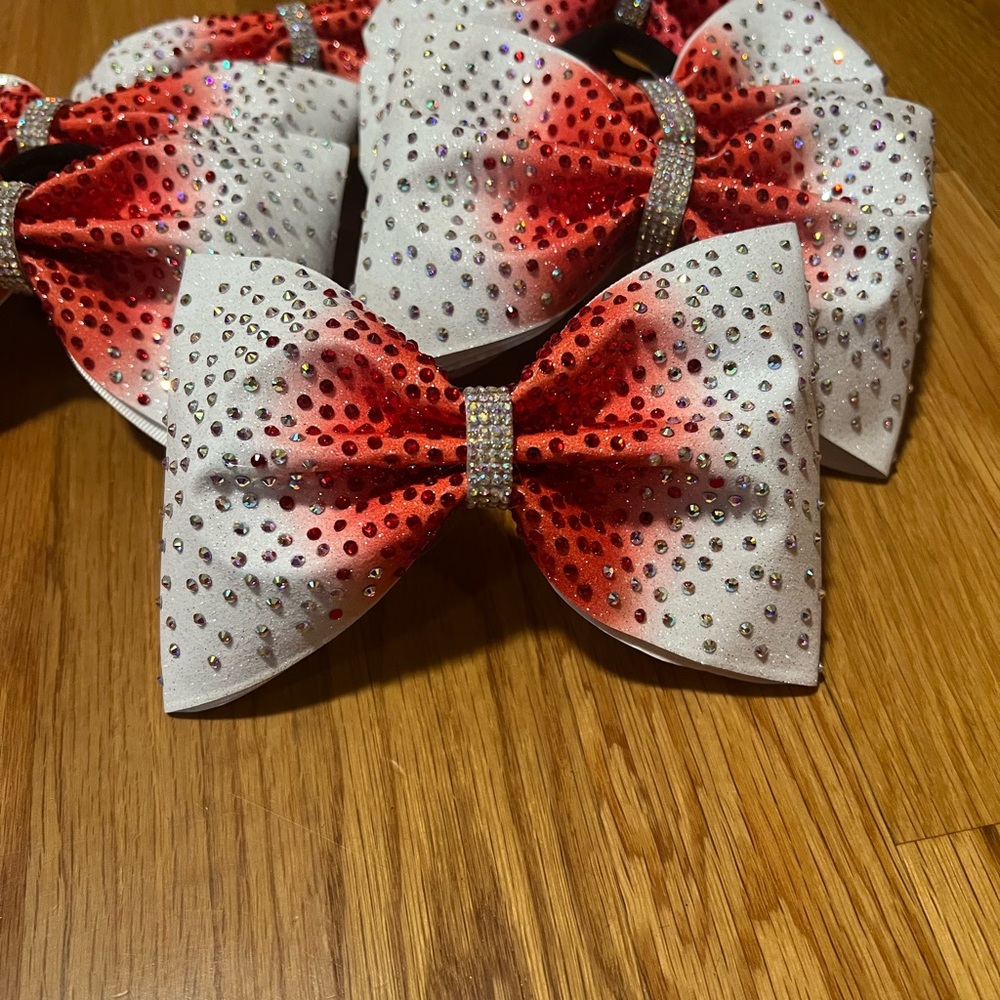 Red and white ombré cheer bows